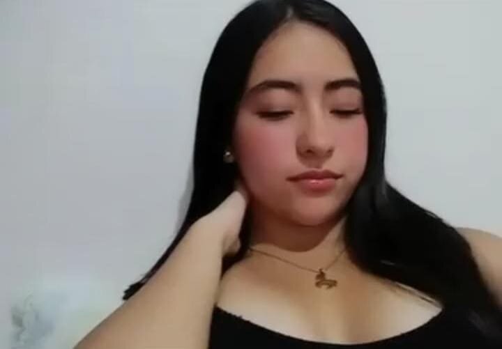 XXX Porn Photo of Nude AuroraJohns_Pink 1