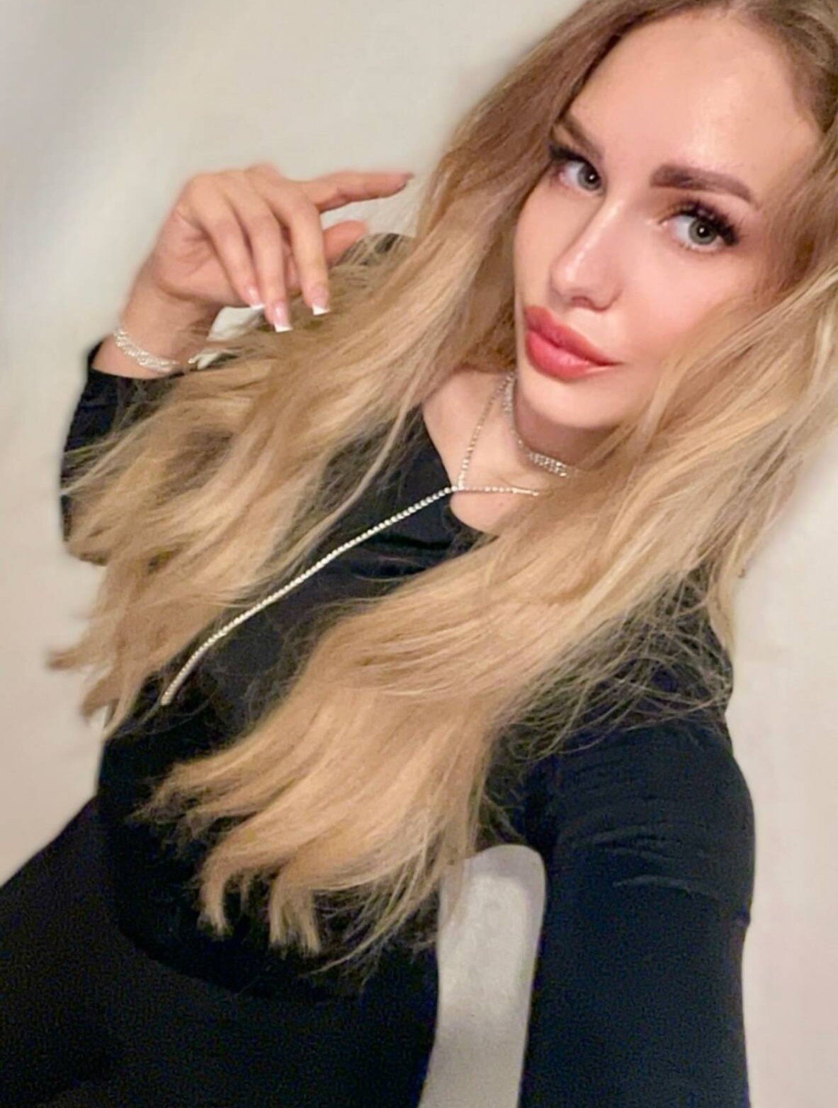 XXX Porn Photo of Nude Tralalelo_tralalala 6
