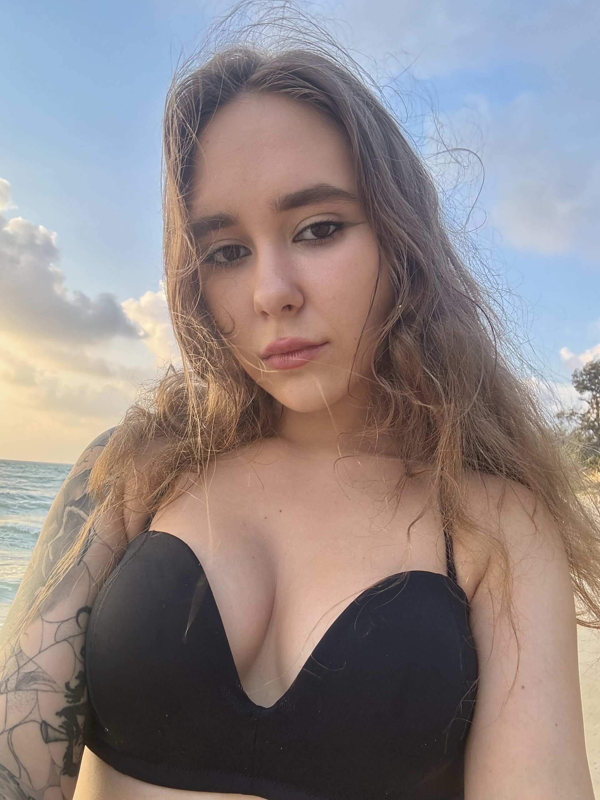 XXX Porn Photo of Nude naughtylolaxx 4