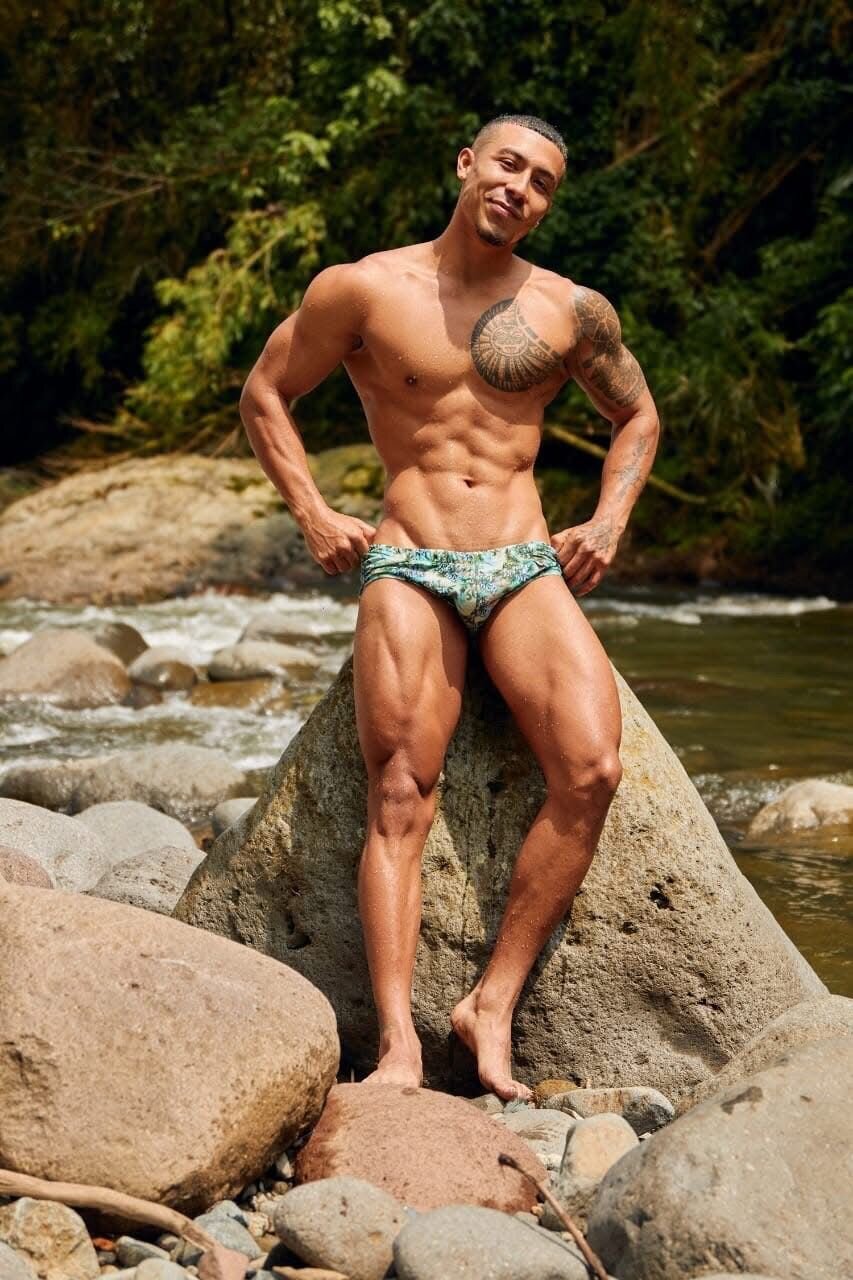 XXX Porn Photo of Nude Owenferrara 21