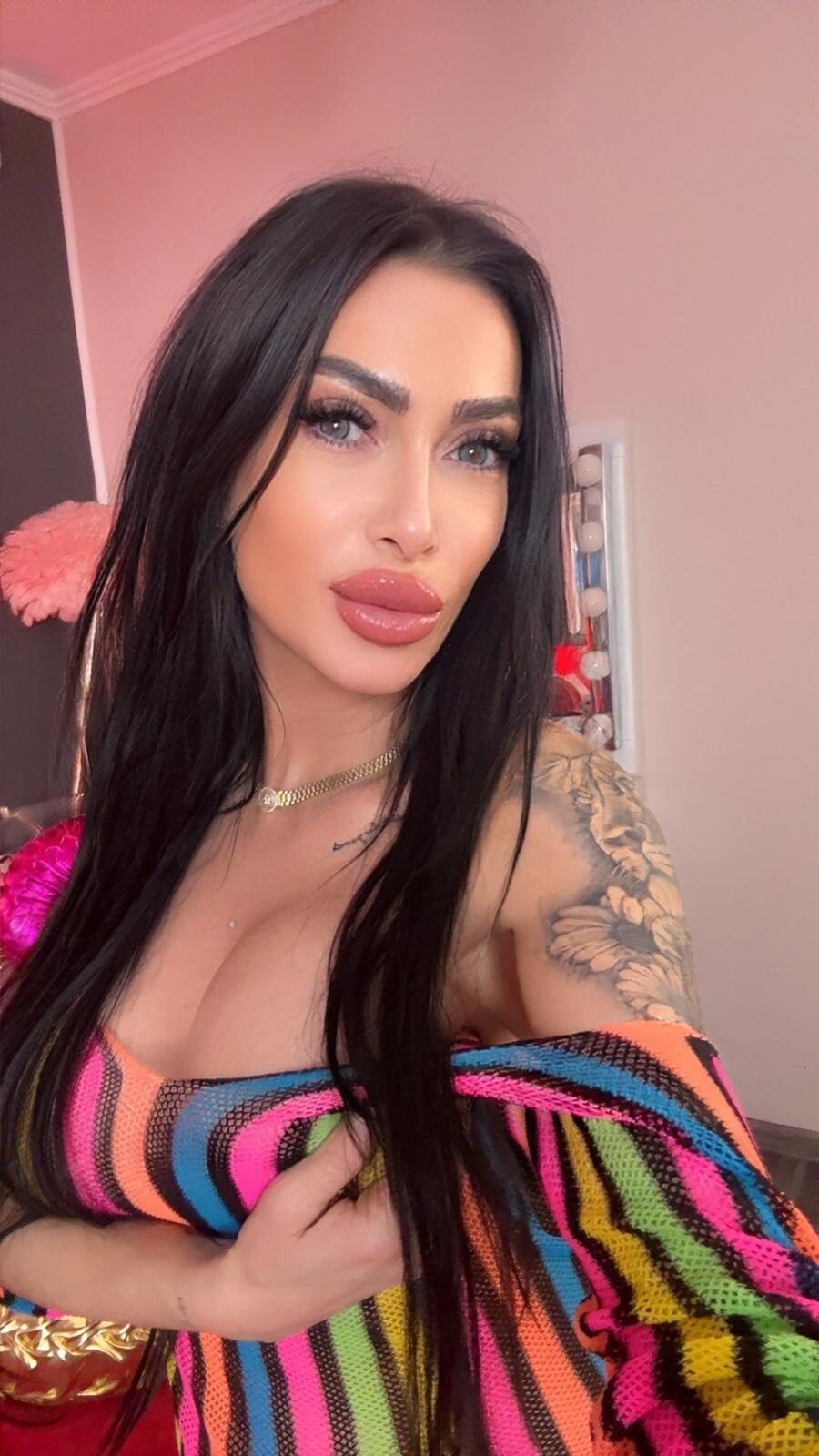 XXX Porn Photo of Nude Kenzie_Kush 7