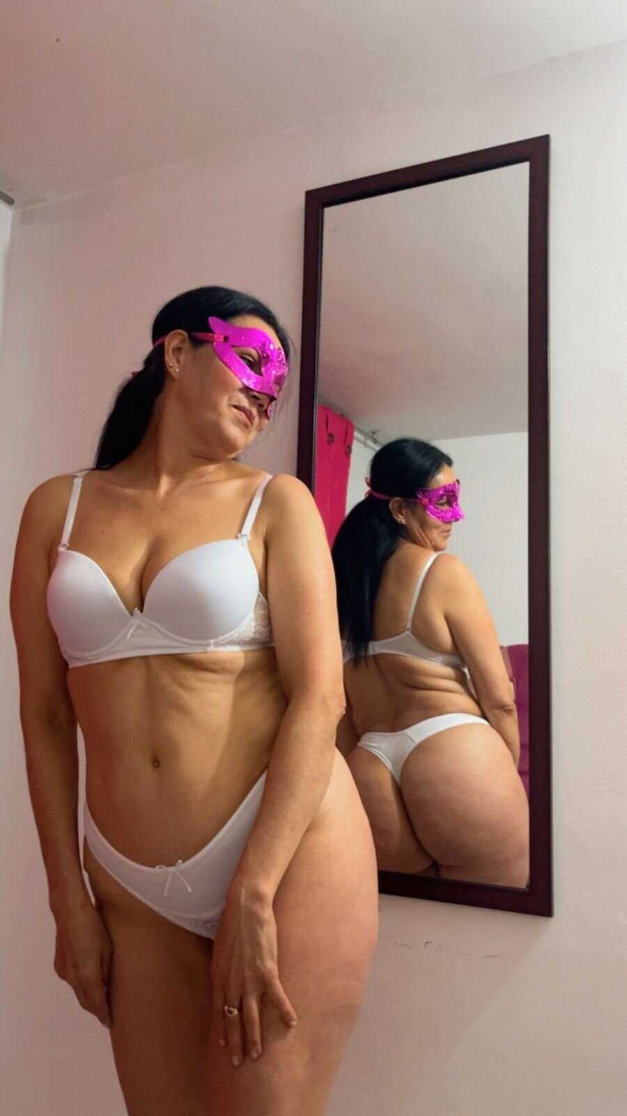 XXX Porn Photo of Nude Elena_sweet1 7