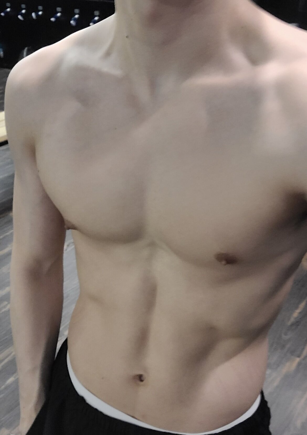 XXX Porn Photo of Nude bbghuokl 1