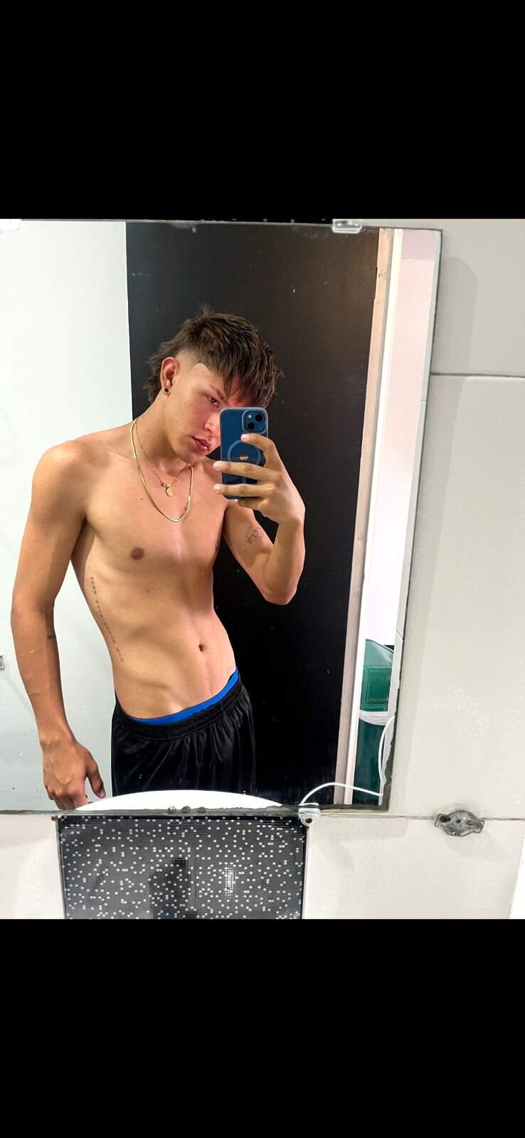 XXX Porn Photo of Nude johnny_blake_ 2