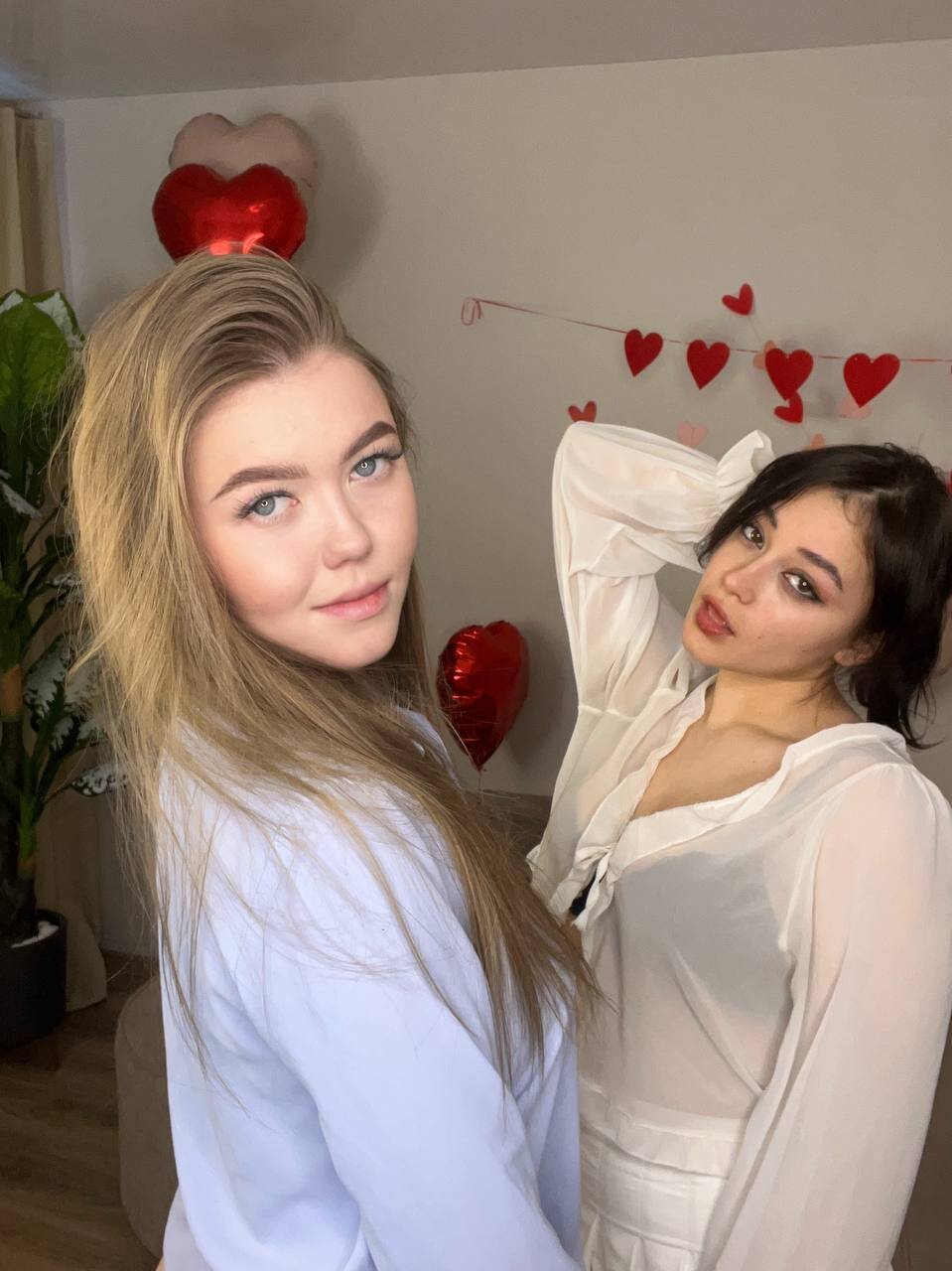 XXX Porn Photo of Nude VioletMyersss 13