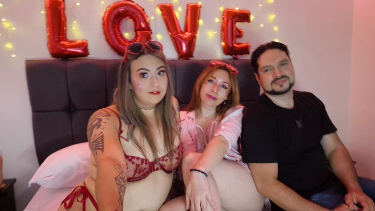 XXX Porn Photo of Nude FatalAllure_Trio 31