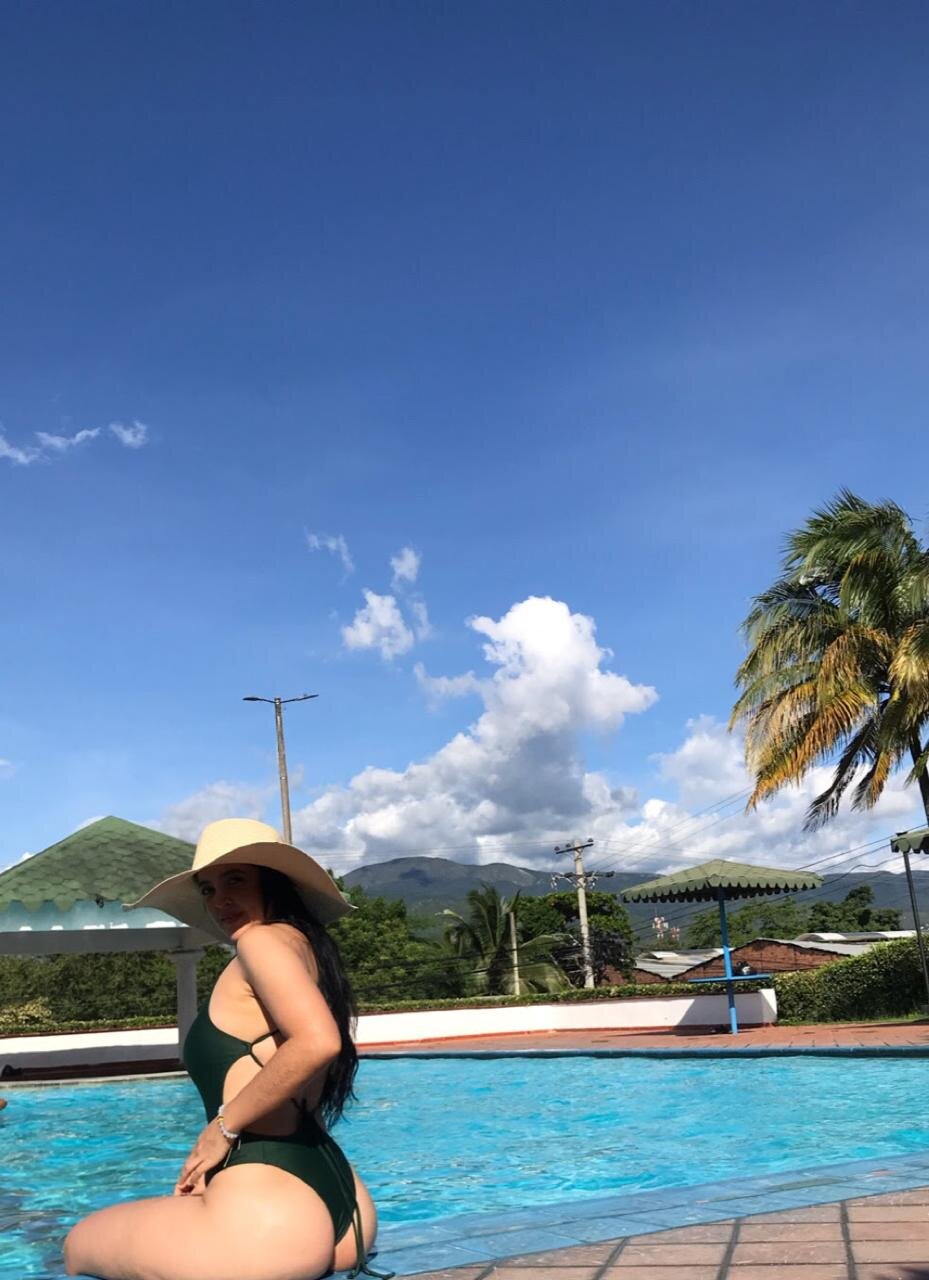 XXX Porn Photo of Nude charlott_imp 2