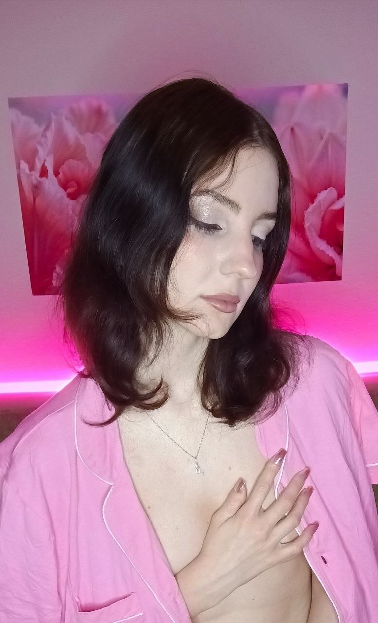 XXX Porn Photo of Nude LuminaKiss 9