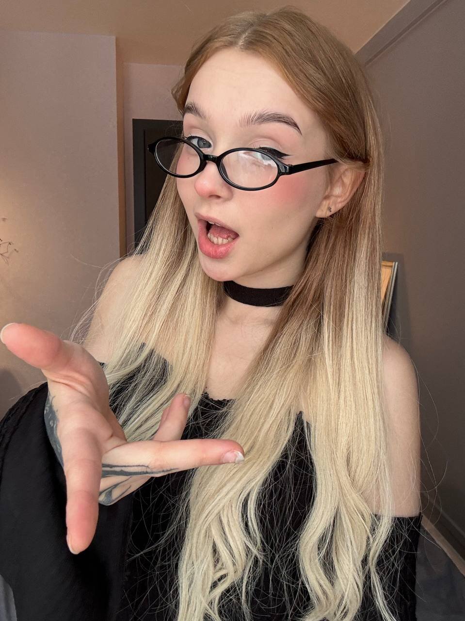 XXX Porn Photo of Nude -teenytiny- 32