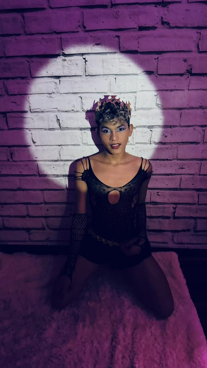 XXX Porn Photo of Nude twink_royale18 15