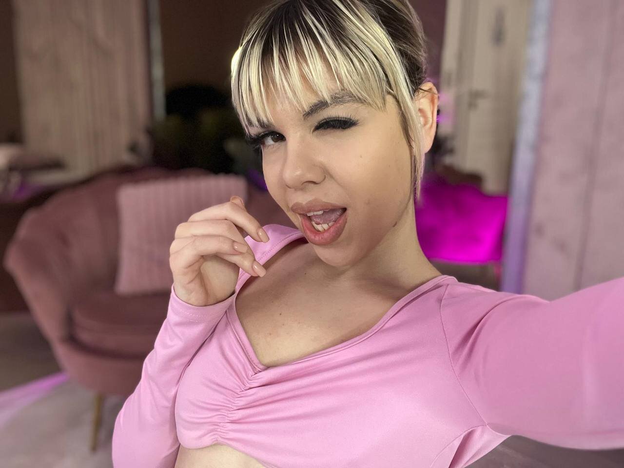 XXX Porn Photo of Nude Emily_Voss 30