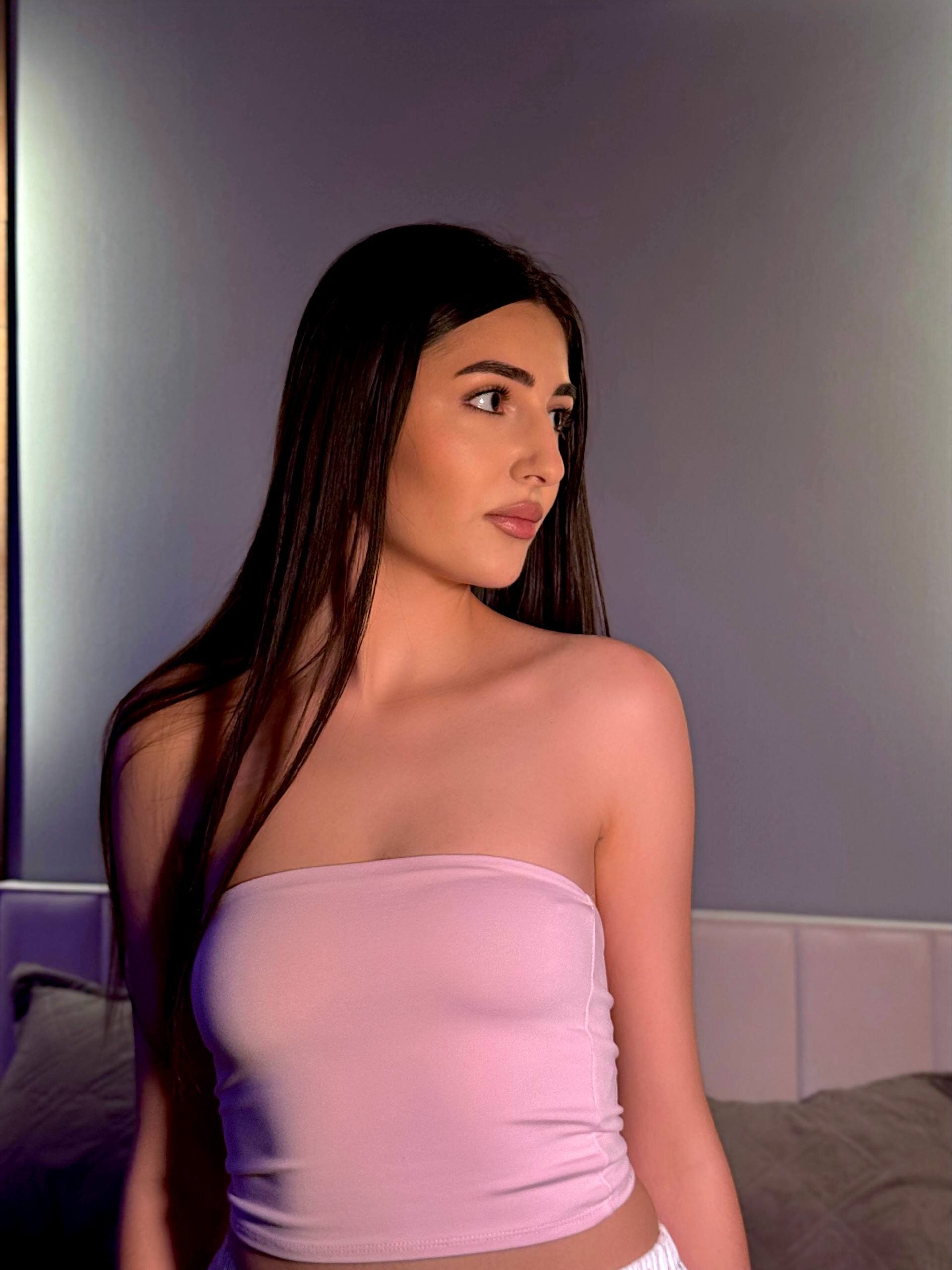 XXX Porn Photo of Nude KiraVelour 4
