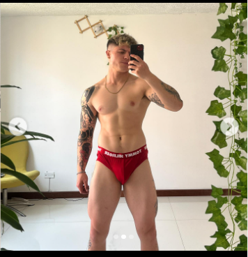 XXX Porn Photo of Nude juandking 5