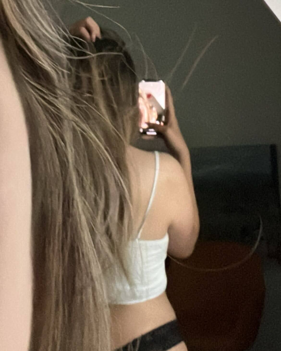 XXX Porn Photo of Nude Amy_colman_ 2