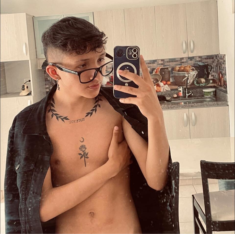 XXX Porn Photo of Nude stripboys03 3