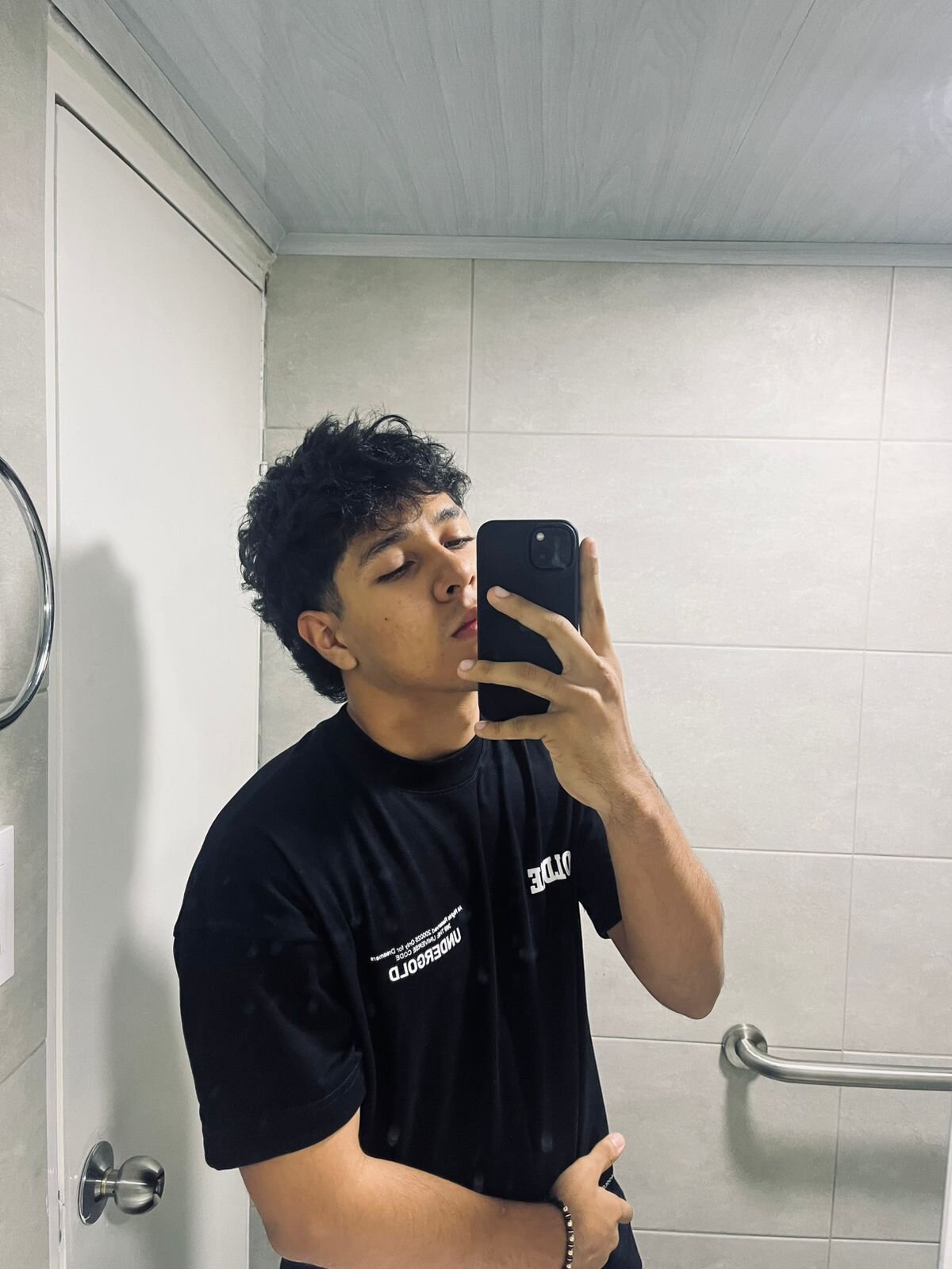 XXX Porn Photo of Nude Daviid18__ 2