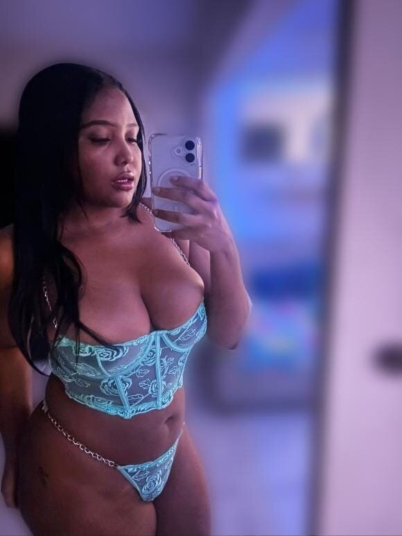 XXX Porn Photo of Nude CloeAusten 5