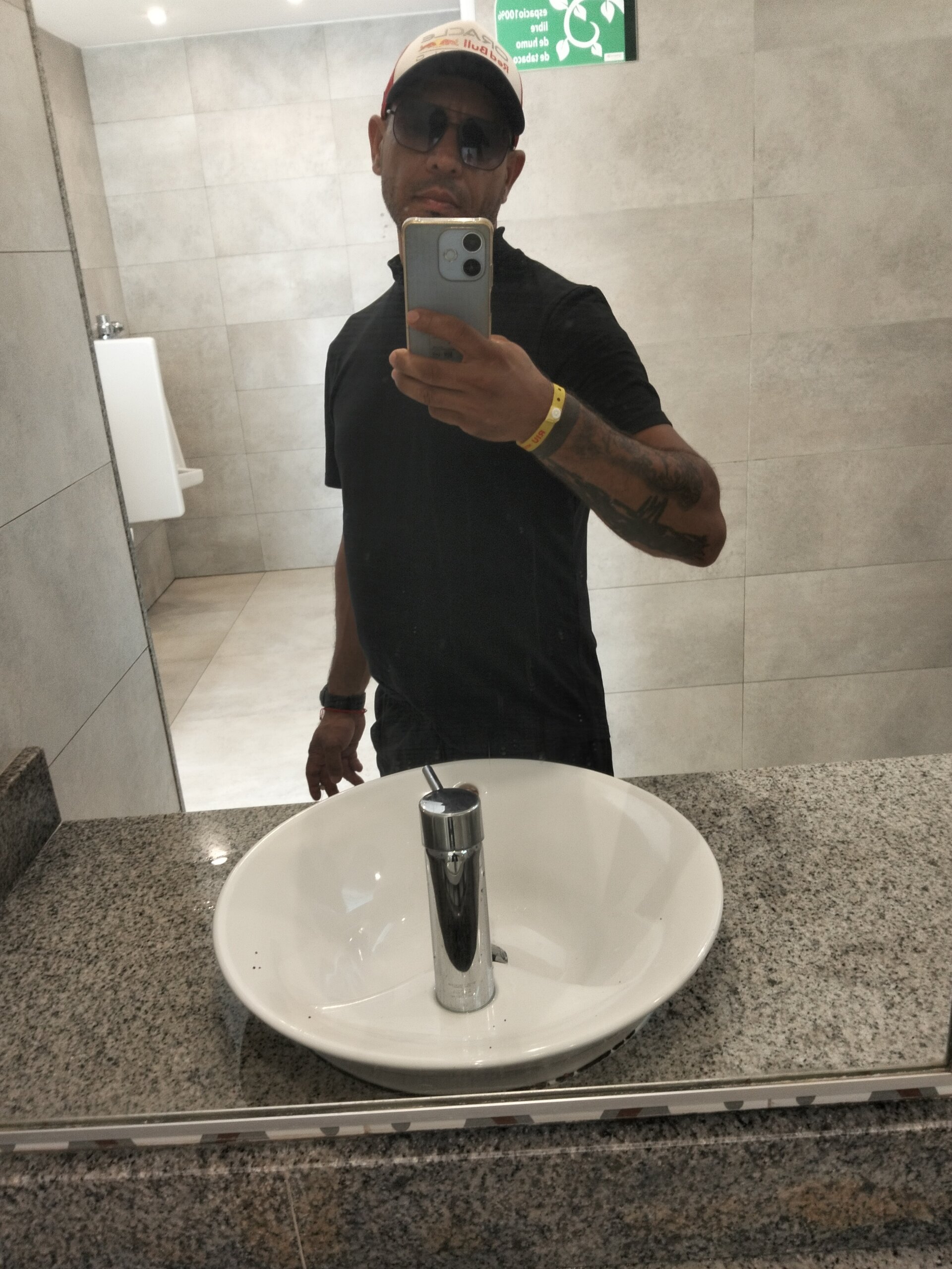 XXX Porn Photo of Nude ExcitableJuanito85 3