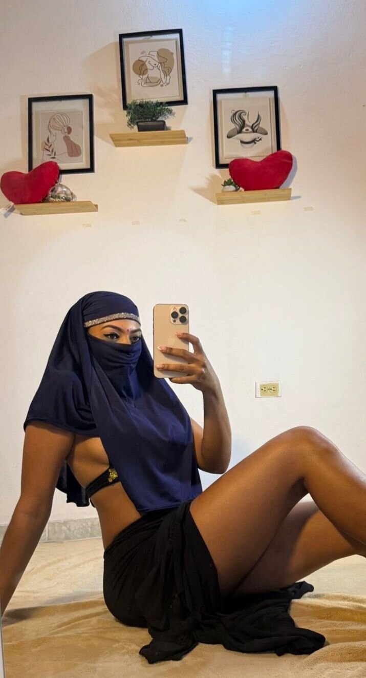 XXX Porn Photo of Nude julieta_glow 2