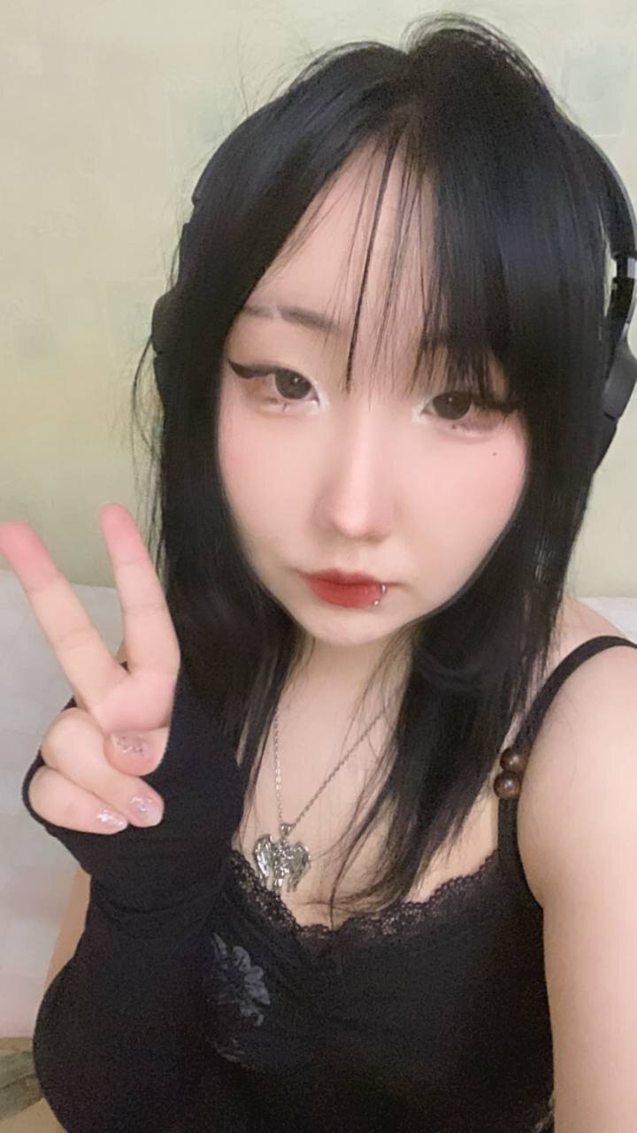 XXX Porn Photo of Nude Yunananaa 5