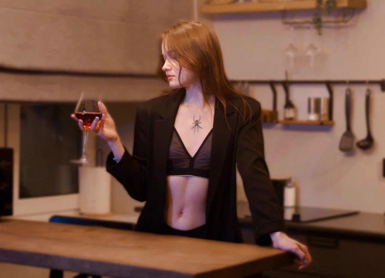 XXX Porn Photo of Nude MichelleRoux 28