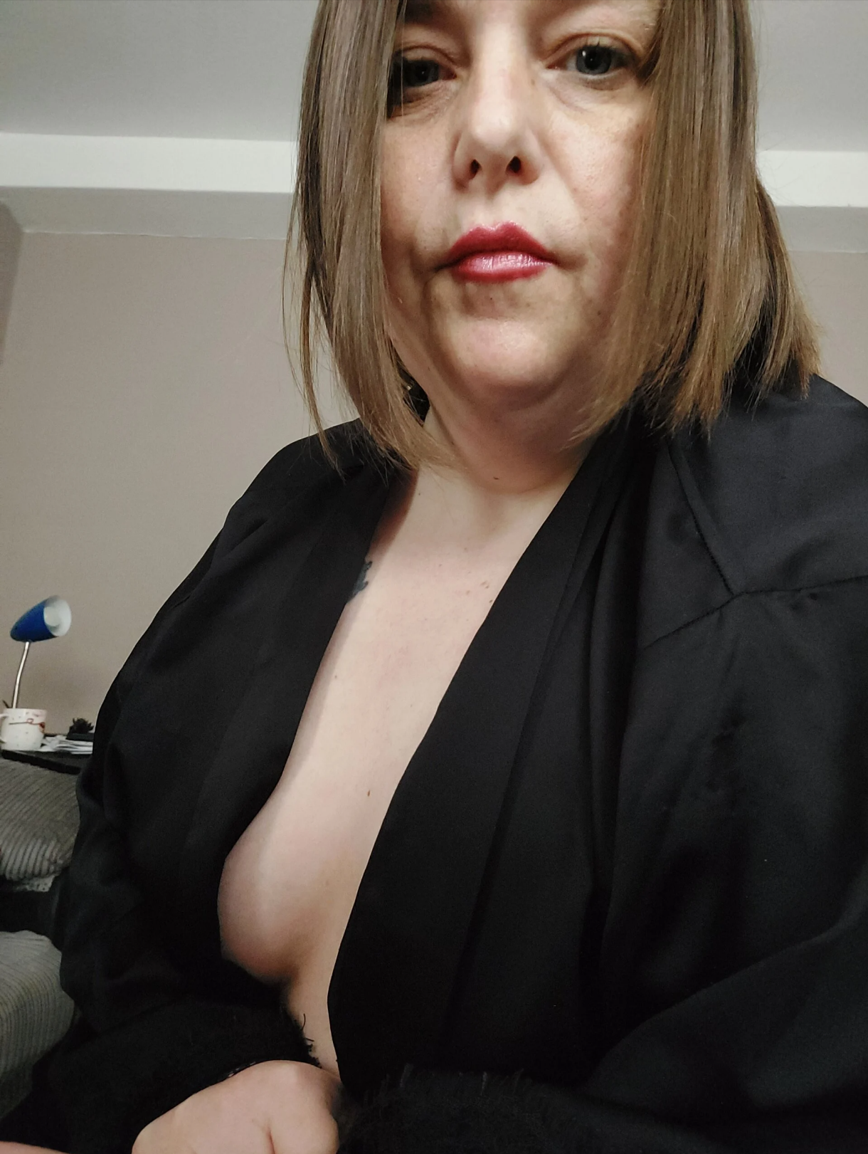 XXX Porn Photo of Nude Courtney_KinkyHousewife 5