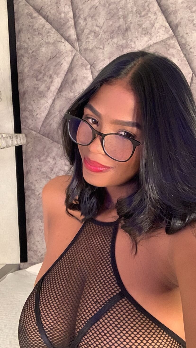XXX Porn Photo of Nude IsaGodess 16