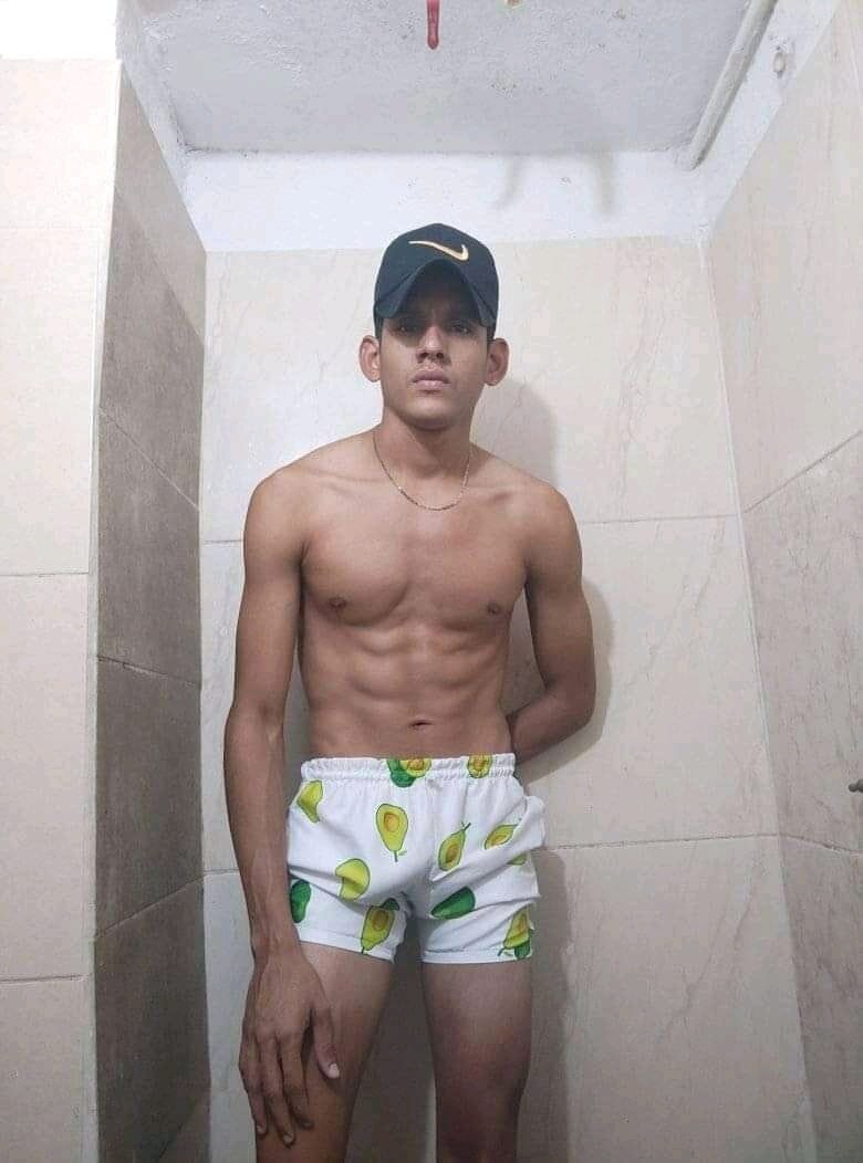 XXX Porn Photo of Nude GaboReyes 5