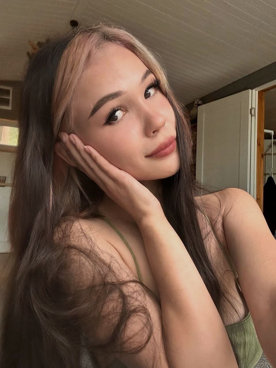 XXX Porn Photo of Nude HannaCuteee 9