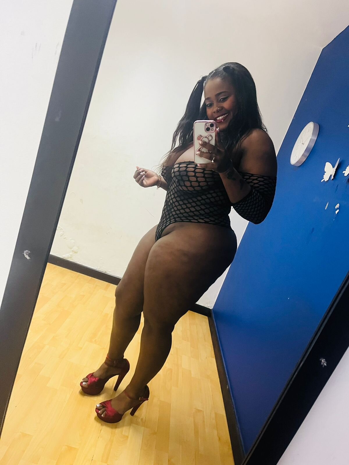 XXX Porn Photo of Nude exotic_karmella 57