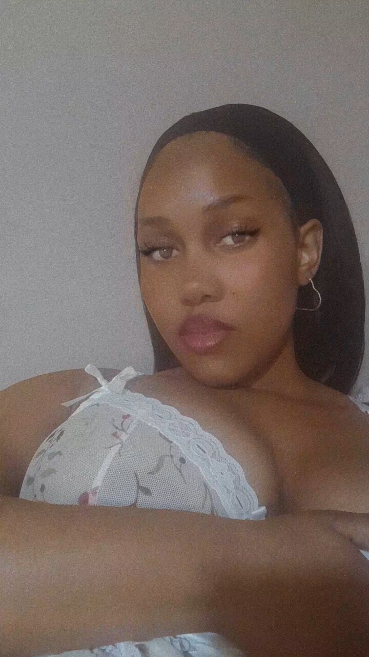 XXX Porn Photo of Nude Thique_Dollxx 7