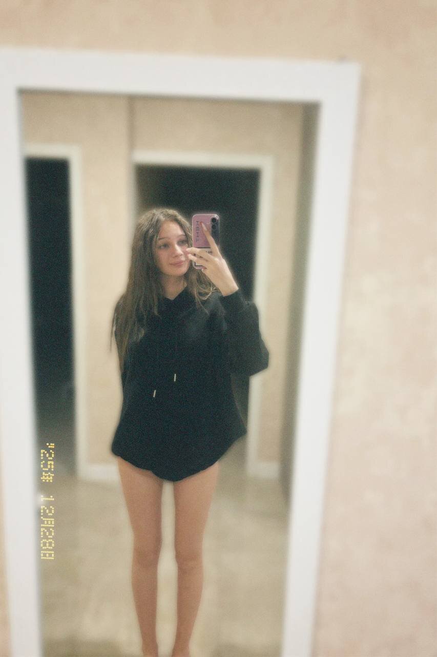 XXX Porn Photo of Nude ShaeHeeter 17