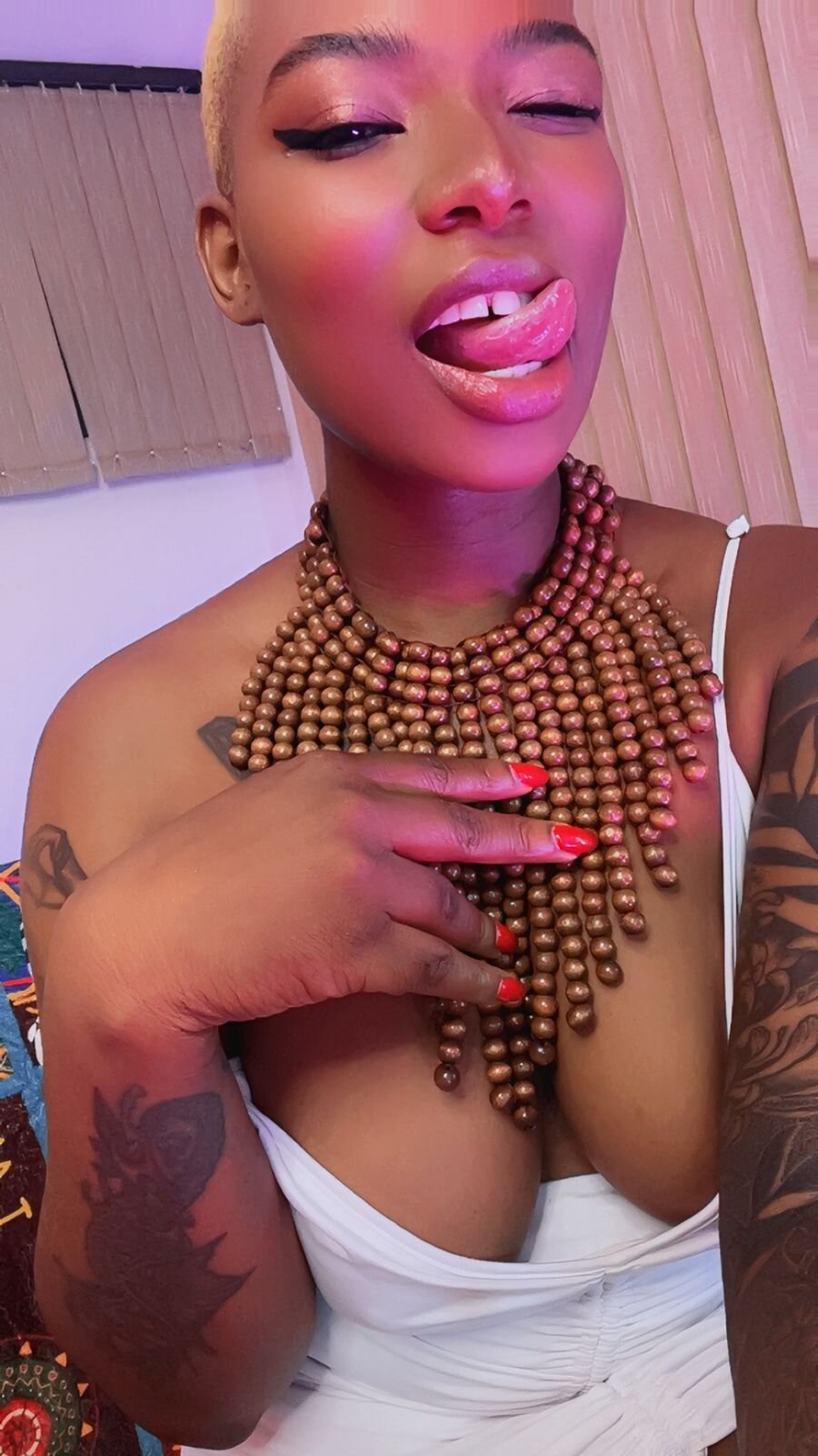 XXX Porn Photo of Nude KenyaMystic 212