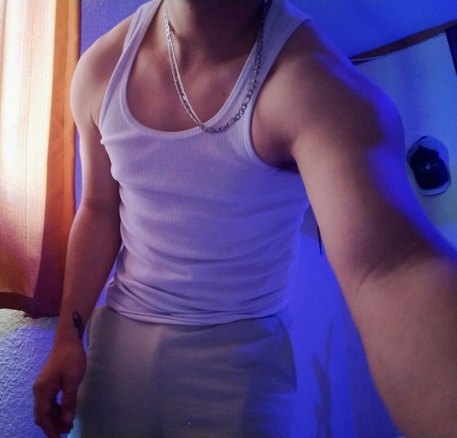 XXX Porn Photo of Nude ynyargboy 4