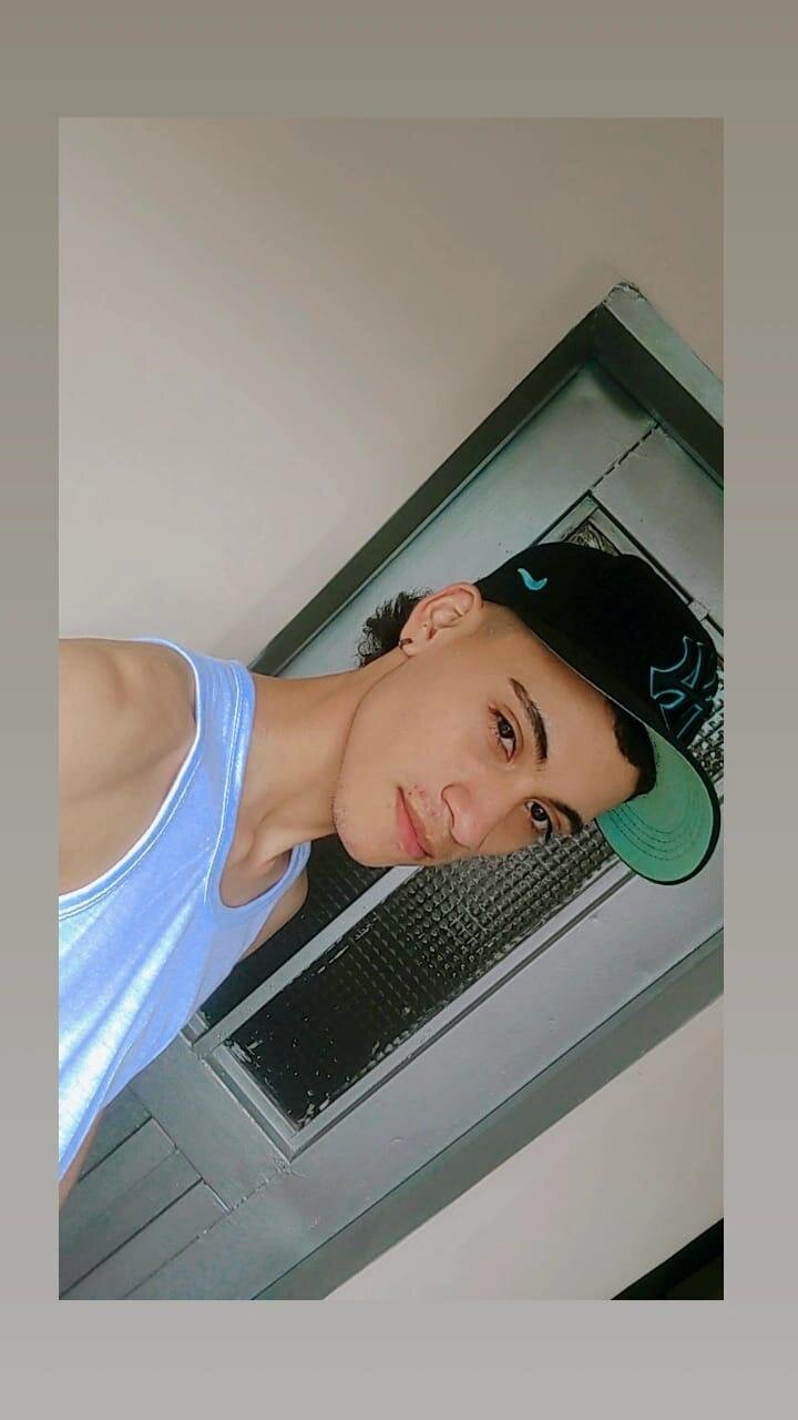 XXX Porn Photo of Nude yulian_vasquez 4