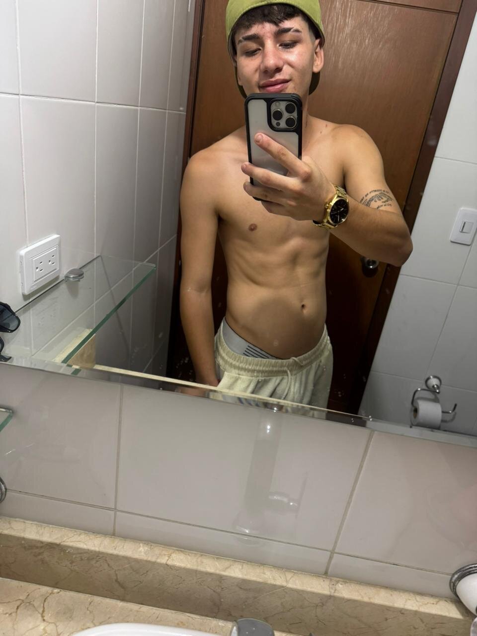 XXX Porn Photo of Nude Angel_boyx 5