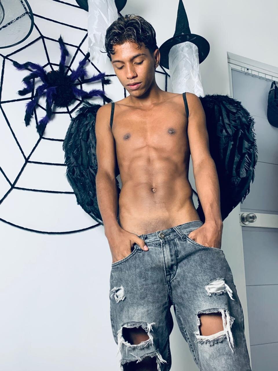 XXX Porn Photo of Nude ryder_cum23 1