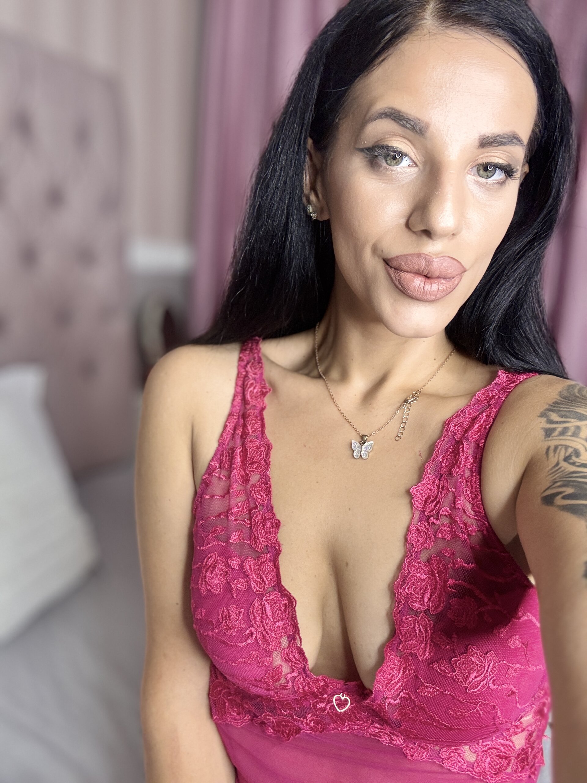 XXX Porn Photo of Nude LuxxuryAnne 3
