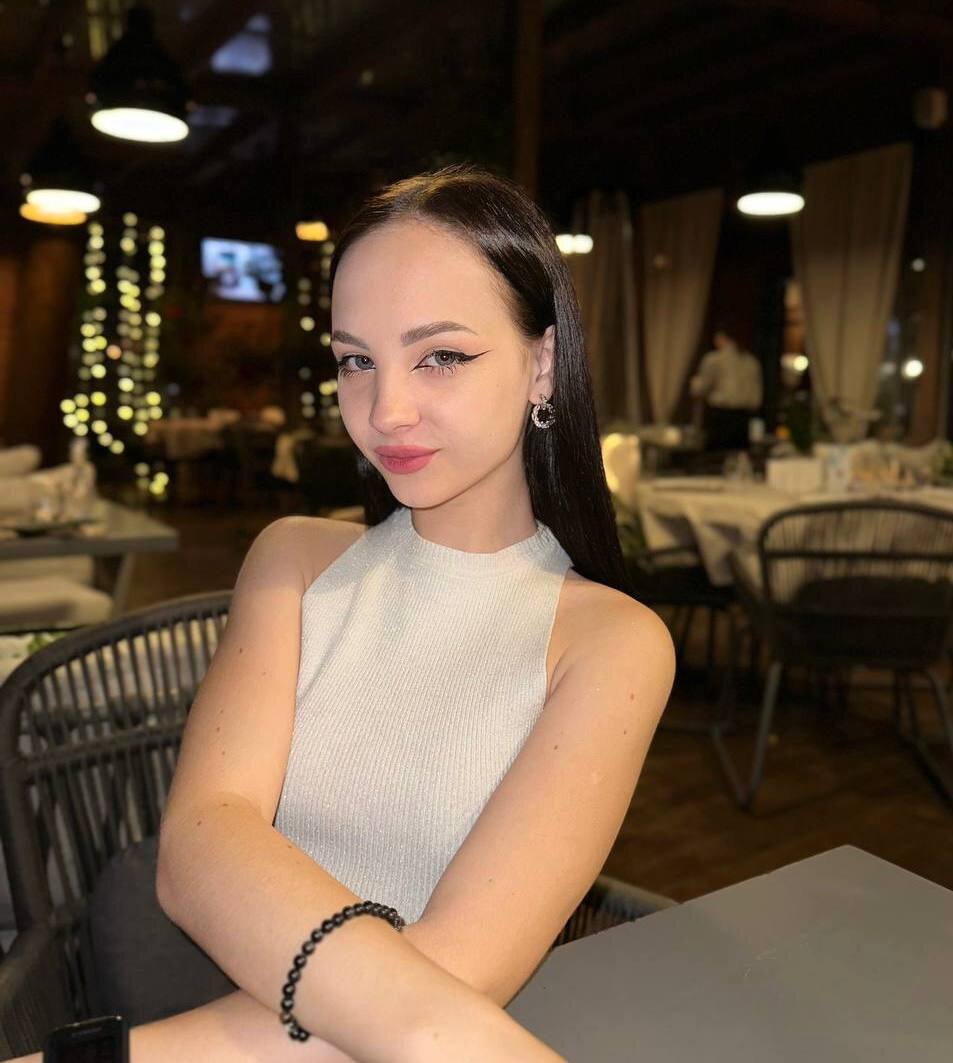 XXX Porn Photo of Nude ElisameoW 1