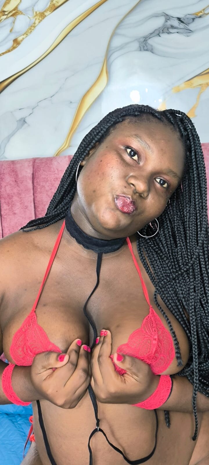 XXX Porn Photo of Nude Liseth_noir 3