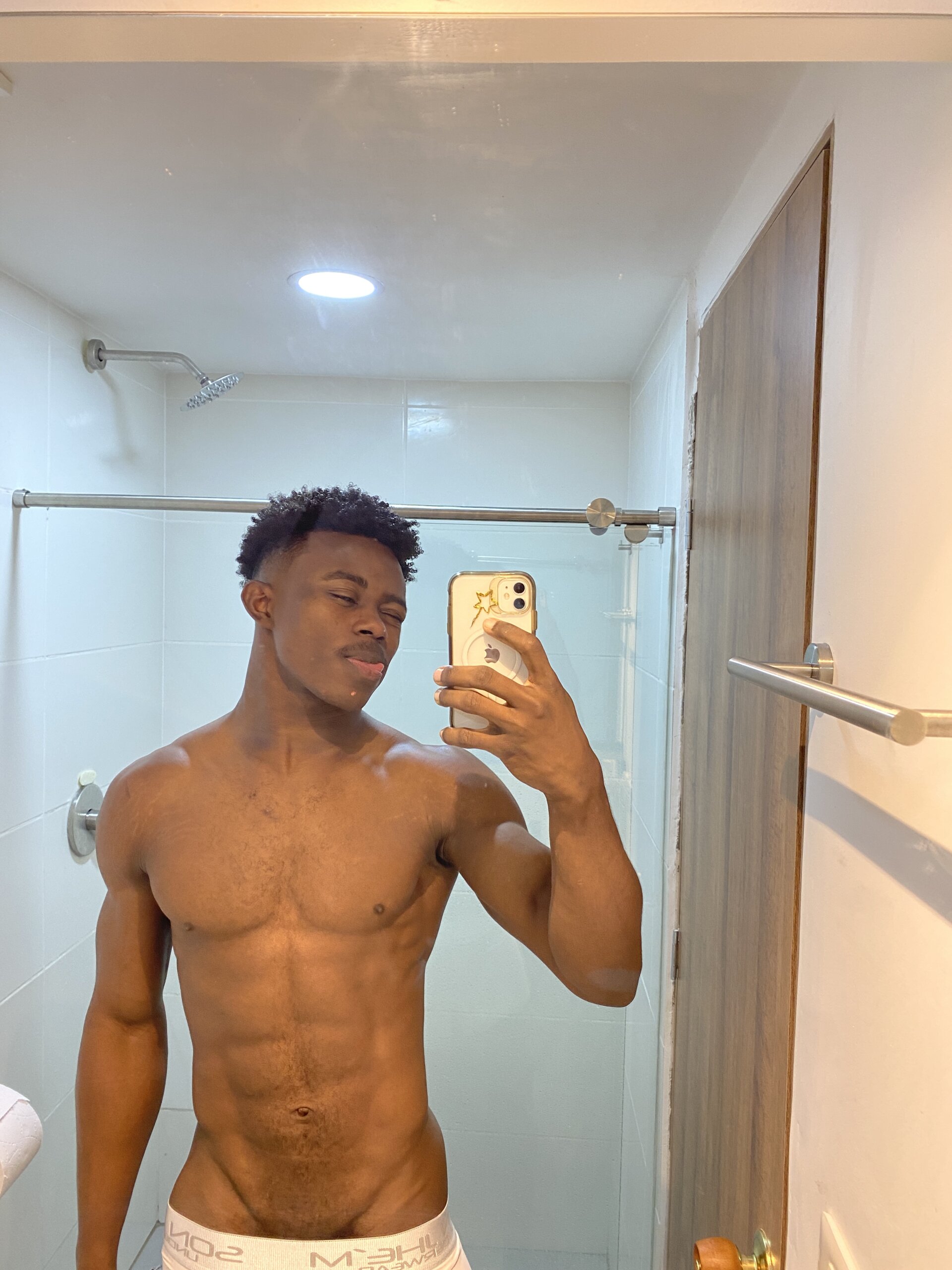 XXX Porn Photo of Nude andres_007 3
