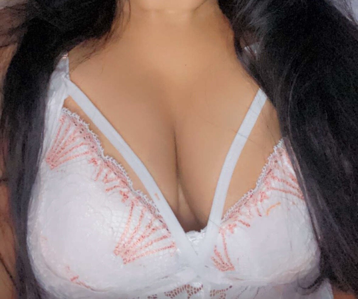 XXX Porn Photo of Nude golden_jasmine 2