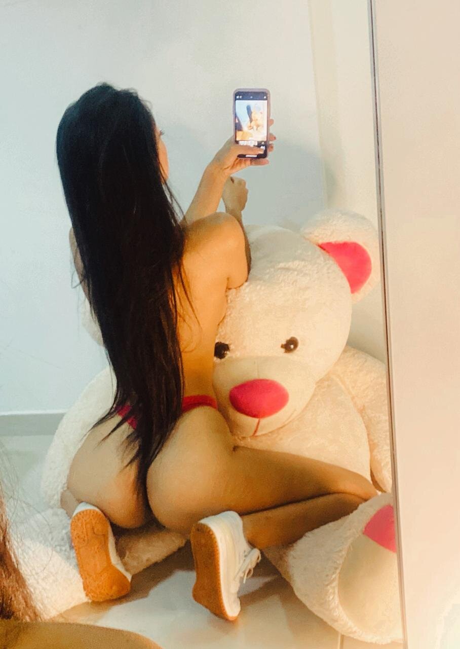 XXX Porn Photo of Nude larastanford1 12