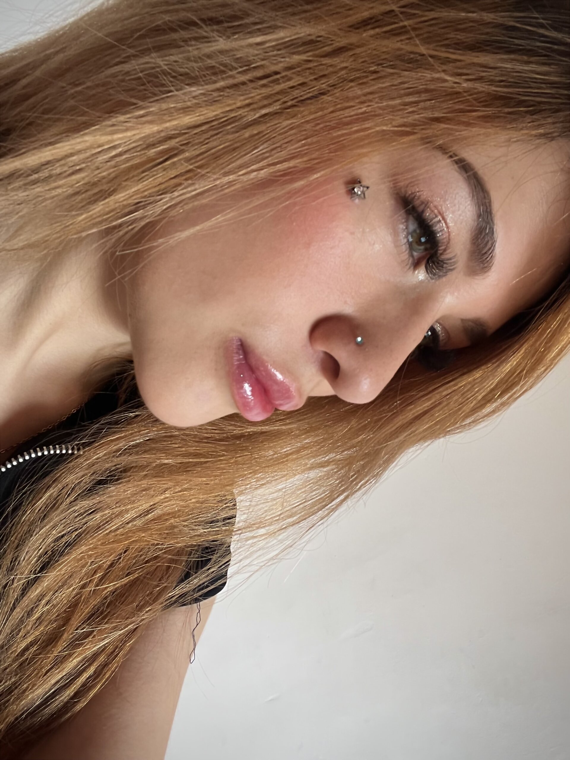 XXX Porn Photo of Nude GirlAngell11 4