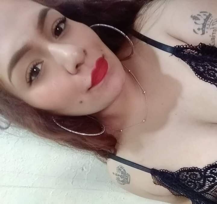 XXX Porn Photo of Nude Karlitahots 2
