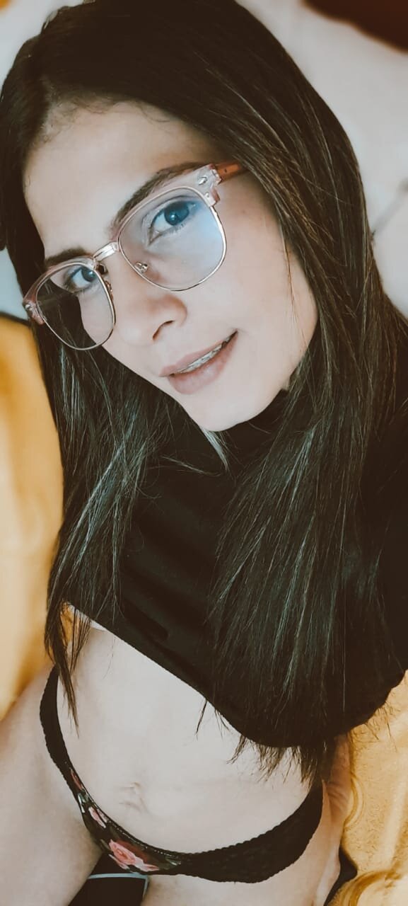 XXX Porn Photo of Nude iamvicky_4 1
