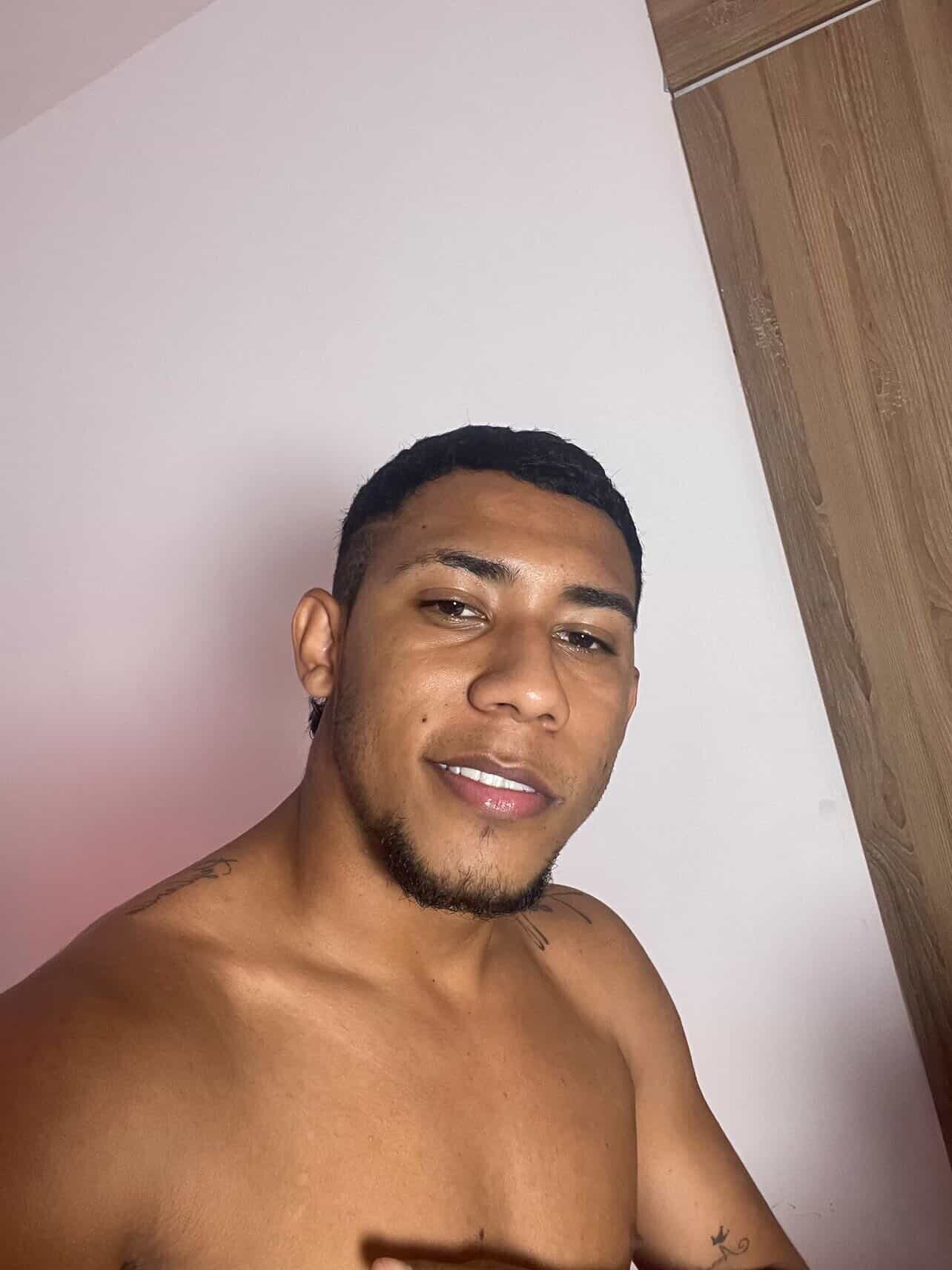 XXX Porn Photo of Nude skinny_rich77 4