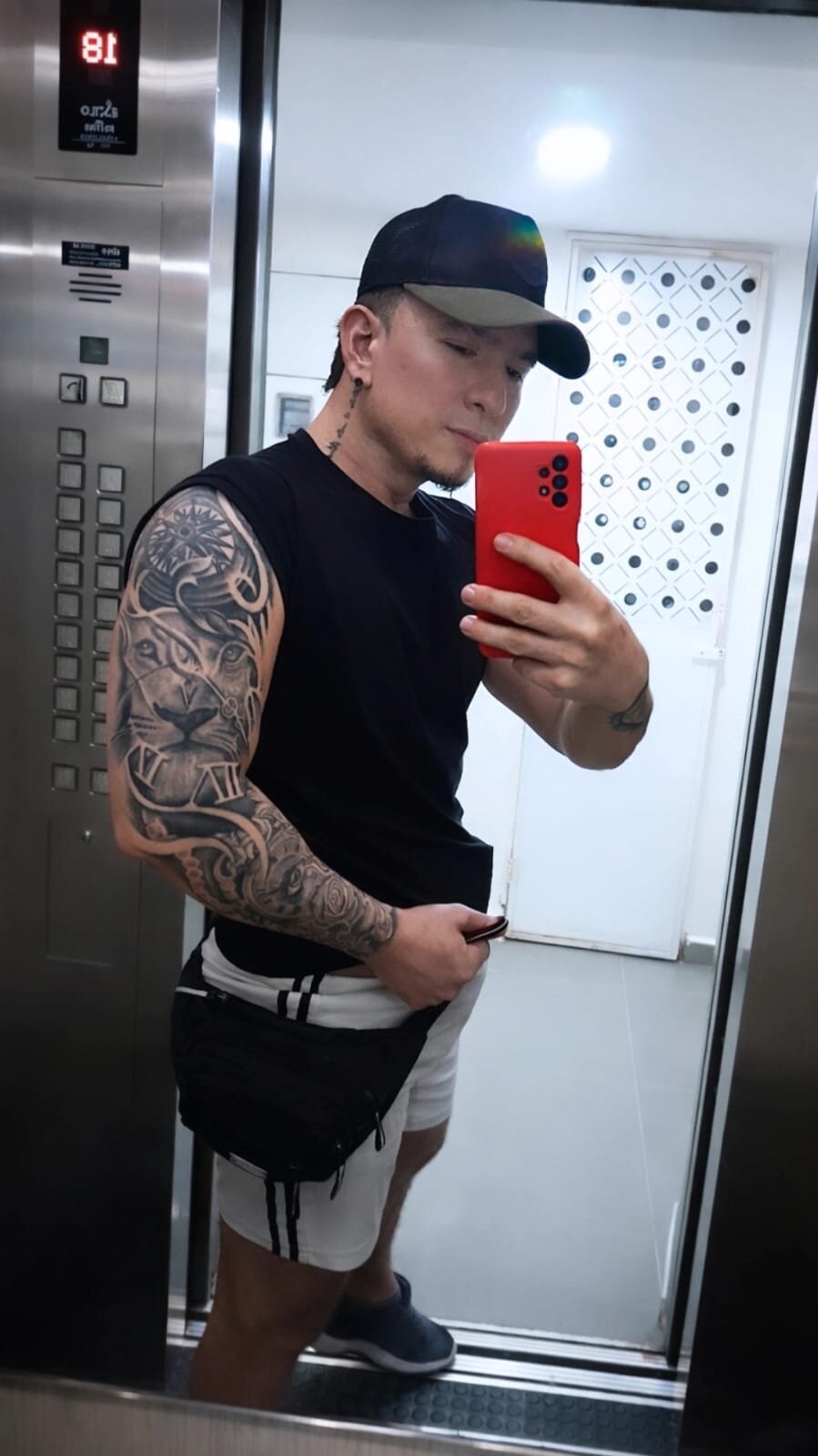 XXX Porn Photo of Nude steventayler 2