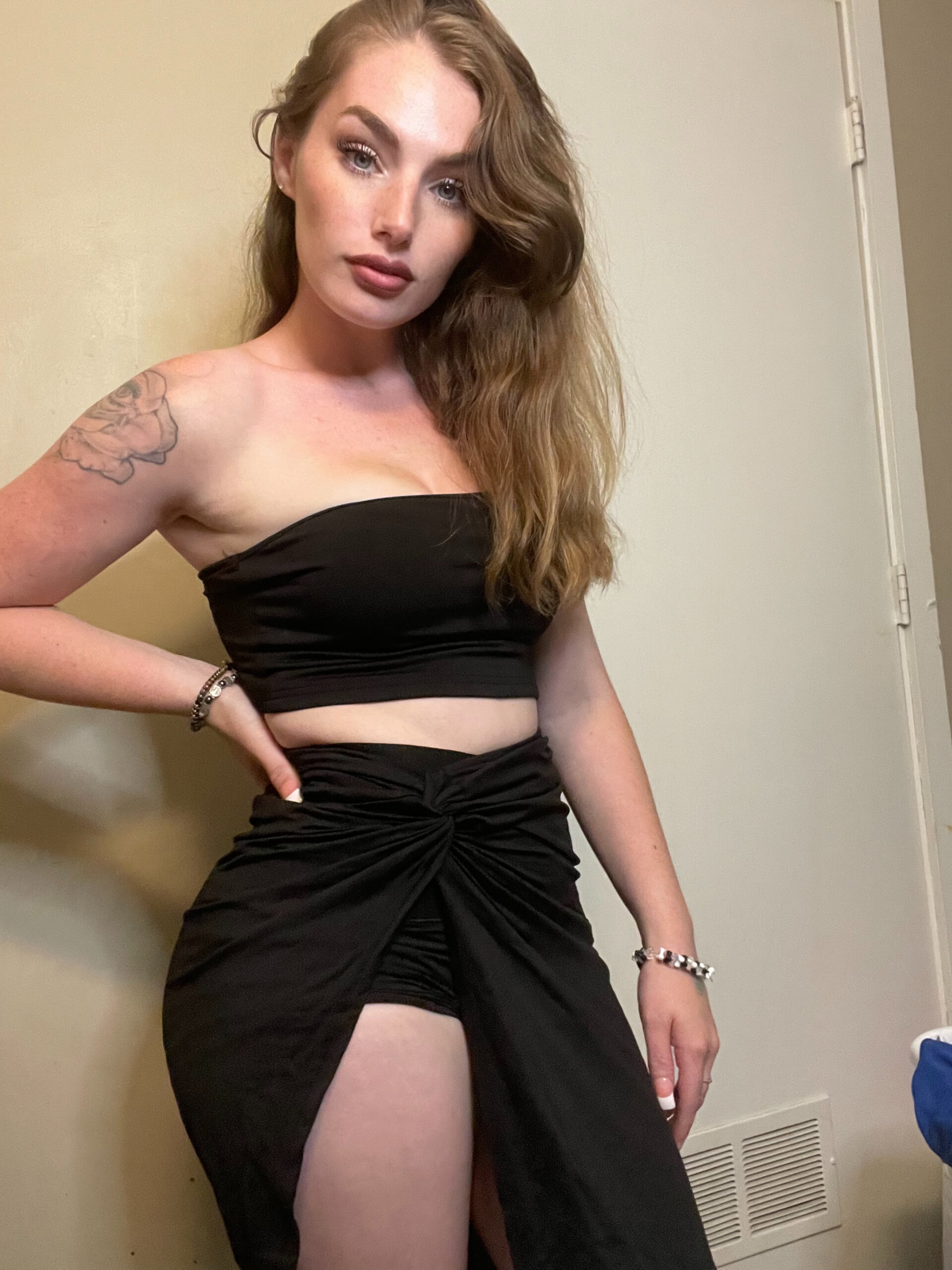 XXX Porn Photo of Nude OneoftheValkyries 1