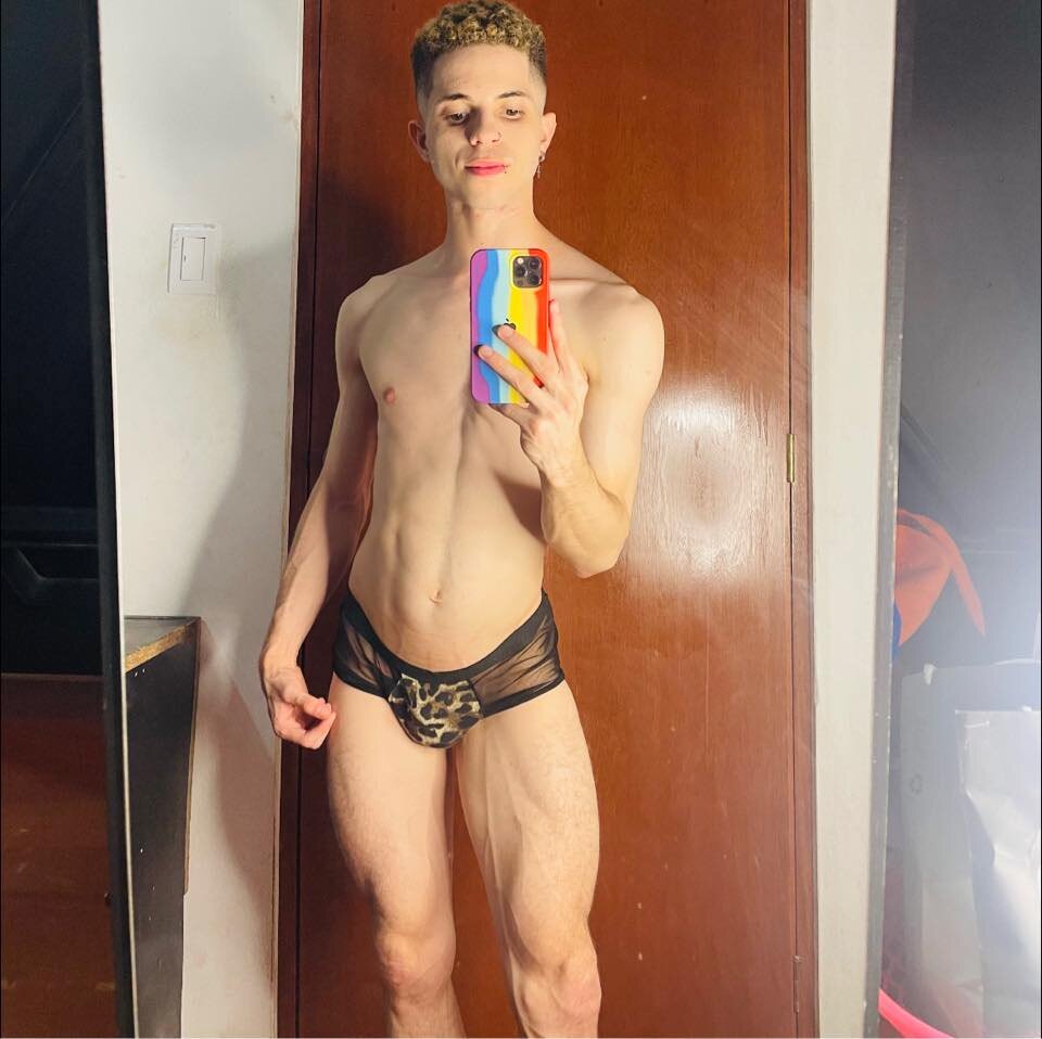 XXX Porn Photo of Nude gregorio_twi 3